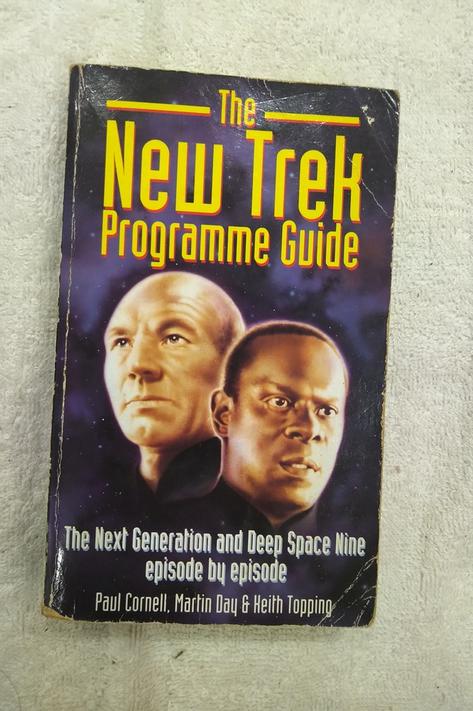 The New Trek Programme Guide  - Paul Cornell - 9780863699221
