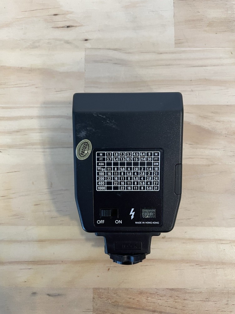Quantaray Q15 - Universal Style FLASH UNIT