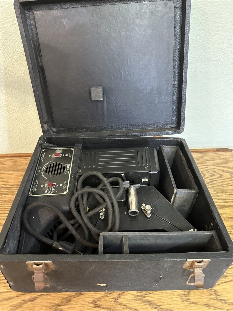 Vintage Universal Camera Corp Univex 8mm Projector