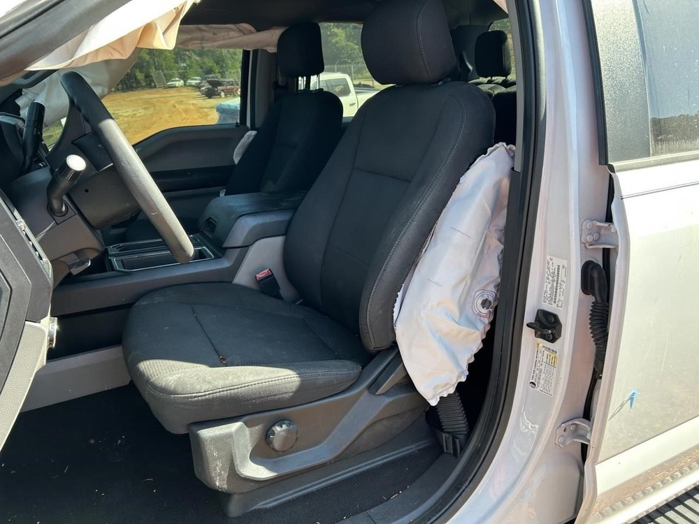 F150 2019 Keys/Latches/Locks 104906042