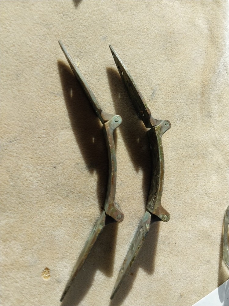 Vintage 3 way rounded brass hinges