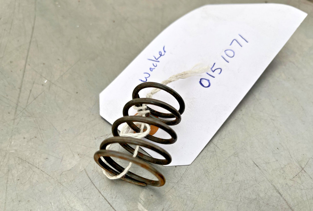 0151071 OEM WACKER NEUSON SPRING 5000151071