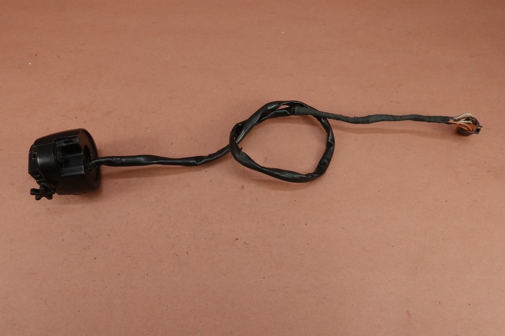 2000-2006 Harley Davidson Heritage Softail FLSTC Right Control Kill Start Switch