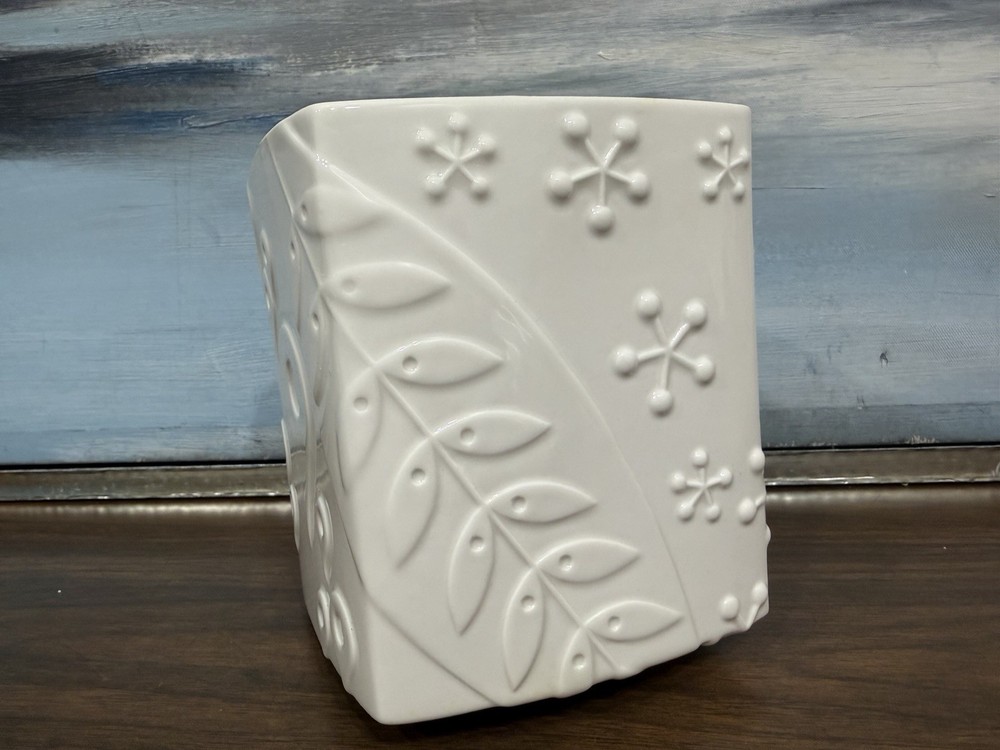 Jonathan Adler Tissue Box Holder Ceramic New