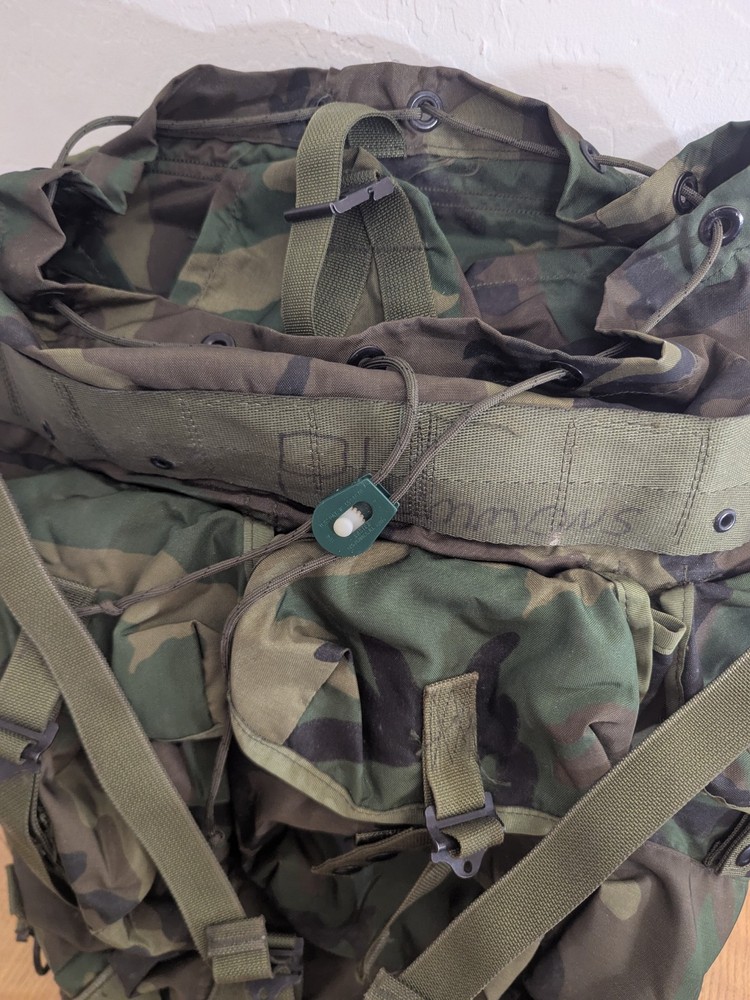 USGI Medium ALICE Pack LC-2 Complete W/ Frame, Woodland Camouflage