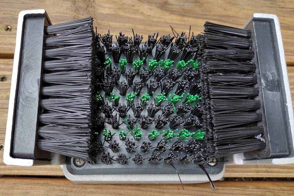 Spike Brush Complete or Cast Aluminum base only