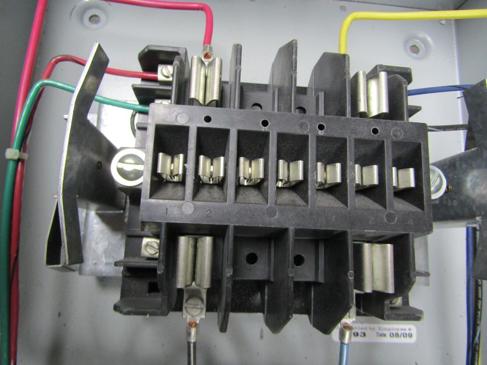 ✌️MDE RINGLESS METER SOCKET WIRED 120 TO 480 3 WIRE (SEE PHOTOS)