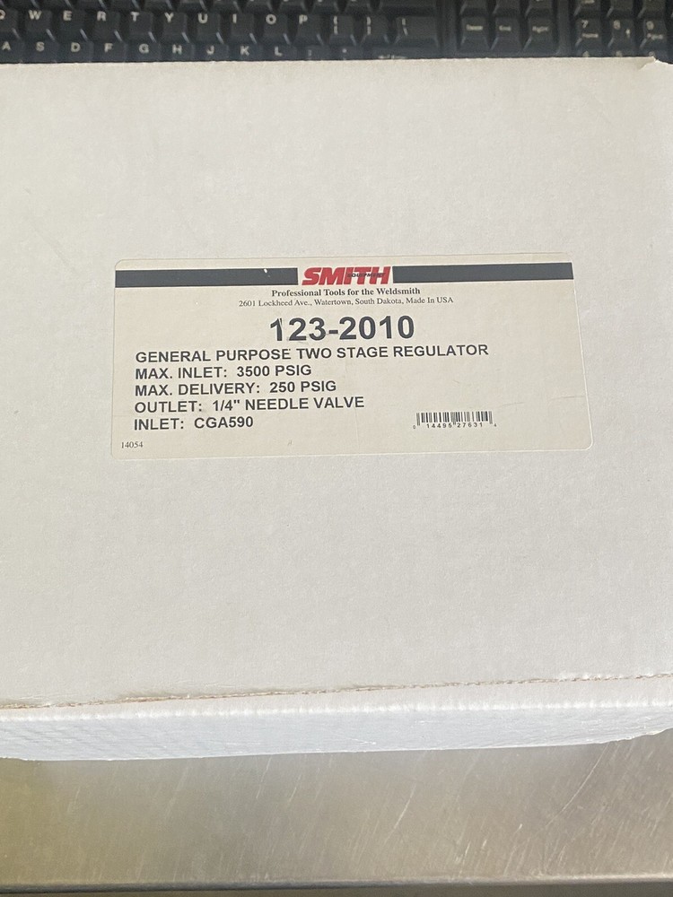 smith general purpose two stage regulator