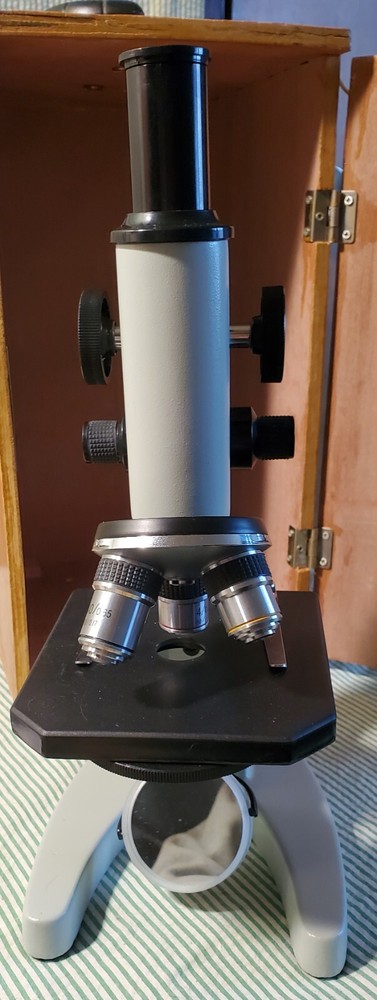 XSP-OO Series Microscope w Case Slides Book Eyepieces 3 Objectives