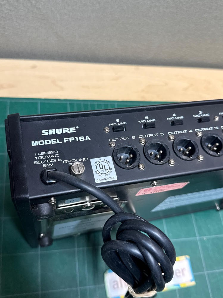 Shure FP16A Audio Distribution Amplifier, Input: 1 Output: 6 XLR