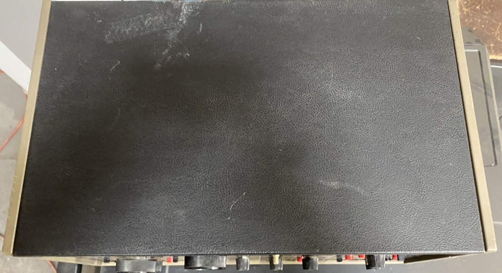 B&K Precision Model 1077B TV Analyst Television Testing Equipment - Powers On