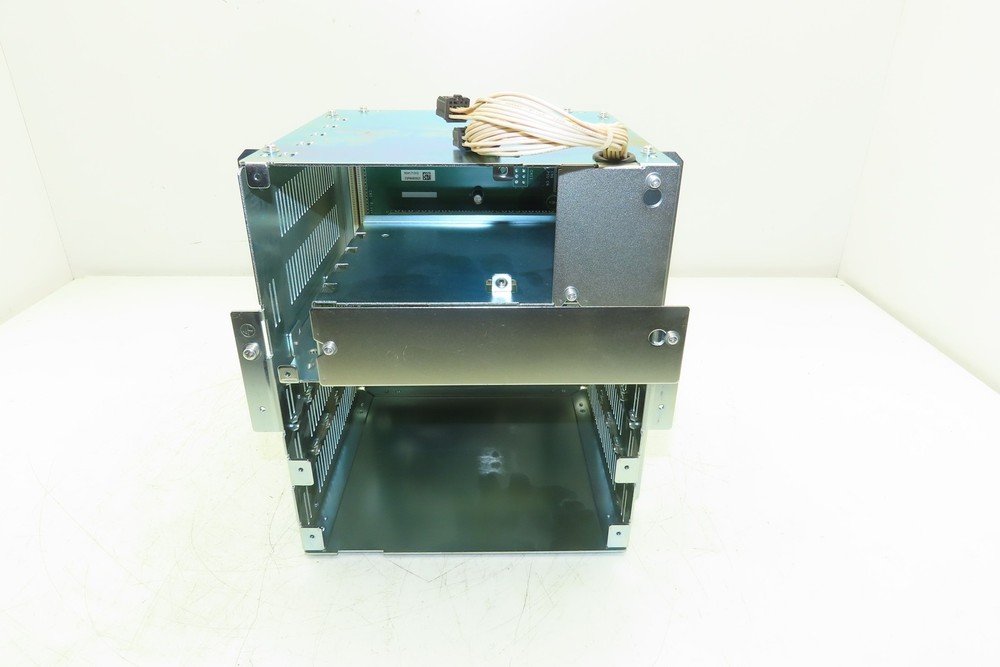 Yaskawa YRK21-1E Robot Servo Slot Rack Chassis Backplane