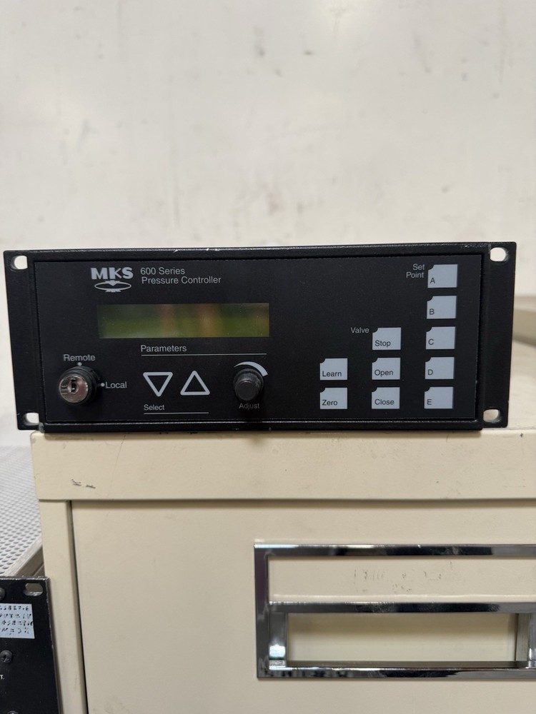 MKS Pressure Controller 600 Series