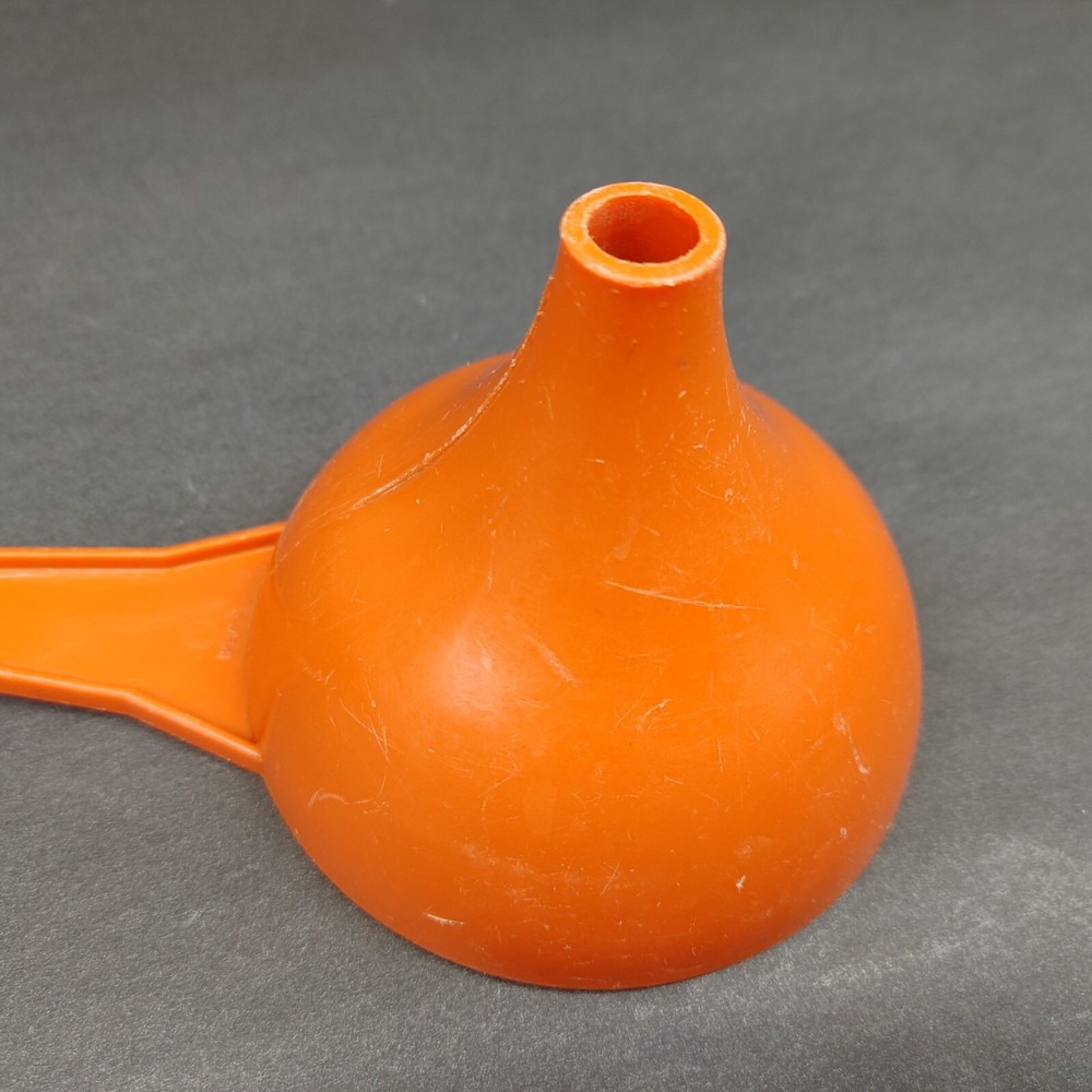 Tupperware Small Orange Funnel w/Handle 1227-3