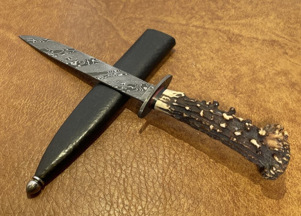 Lee Berg Damascus Drop Point Hunter Knife Brown Crown Stag Handle Custom
