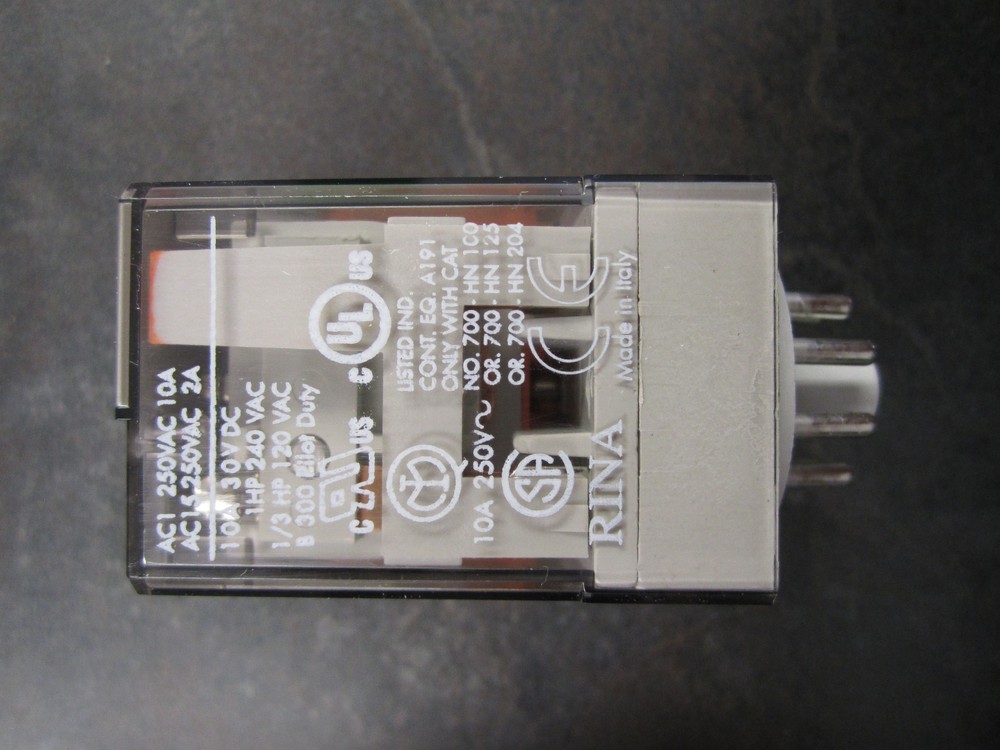 NEW ALLEN BRADLEY 700-HA32A24 RELAY