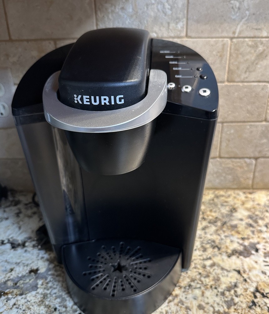 Keurig Classic K40 Single Serve Coffeemaker, Pre-owned, Tested, Works