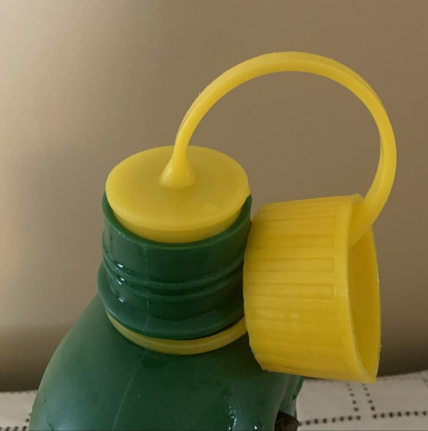 Vintage 1 Quart Green Canteen