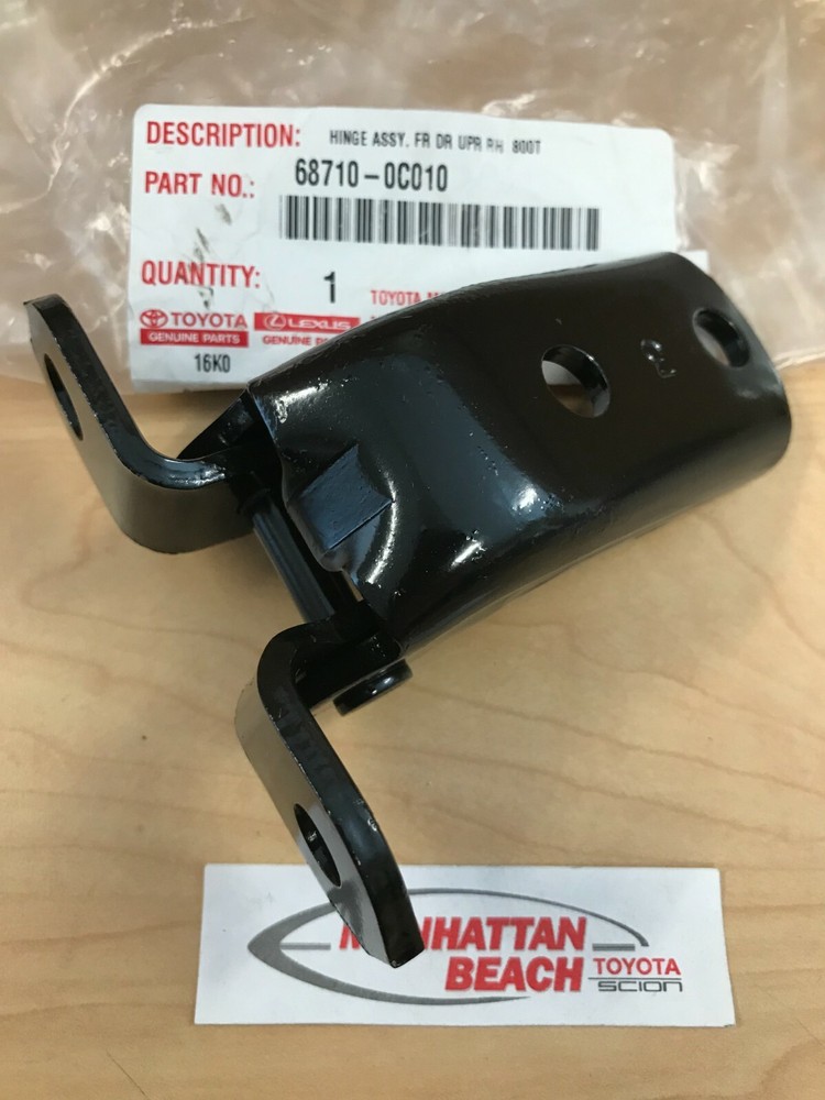 GENUINE OEM 01-07 SEQUOIA LEFT FRONT LOWER DOOR HINGE 68710-0C010 RT SIDE UPPER