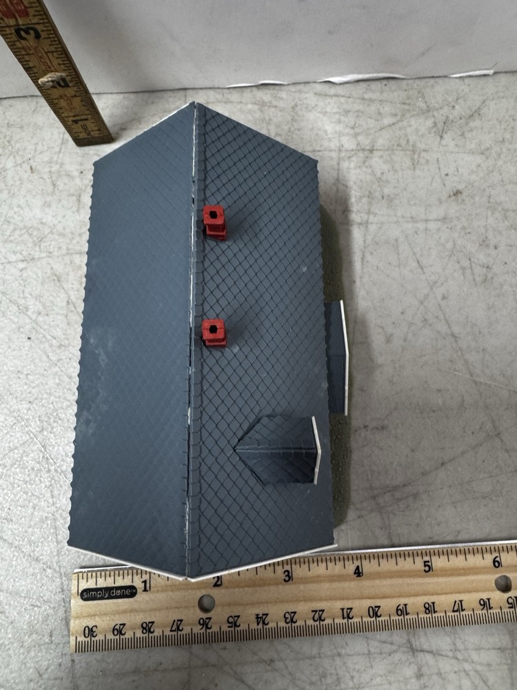 FALLER HO SWEDISH HOUSE RED PRE -BUILT