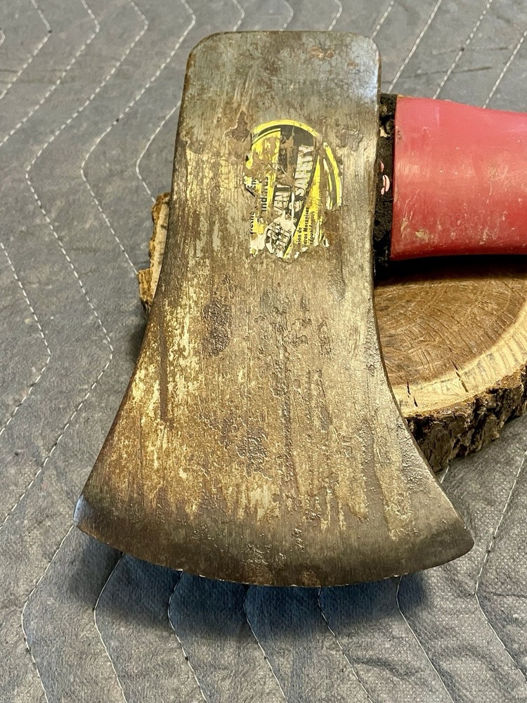 True Temper Axe With Fiberglass Handle