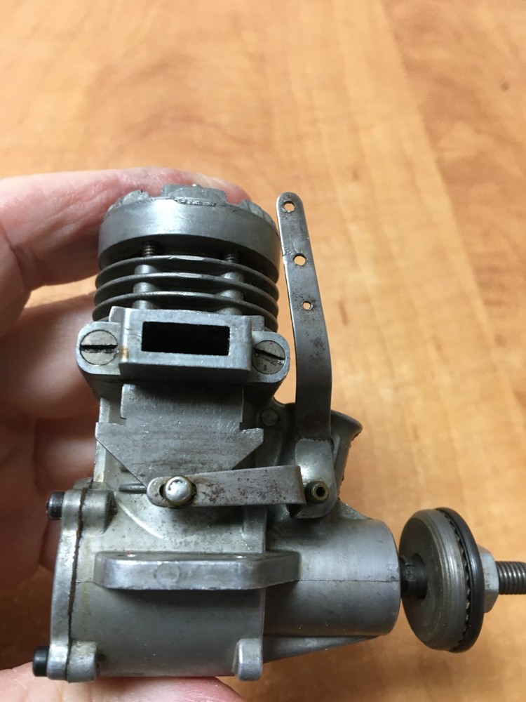 Vintage Fox 40 Engine Model Airplane Motor