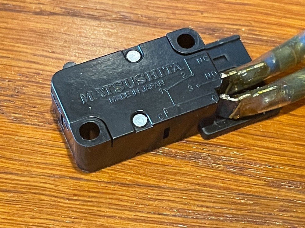 Technics SL-210 Turntable Parts - Microswitch