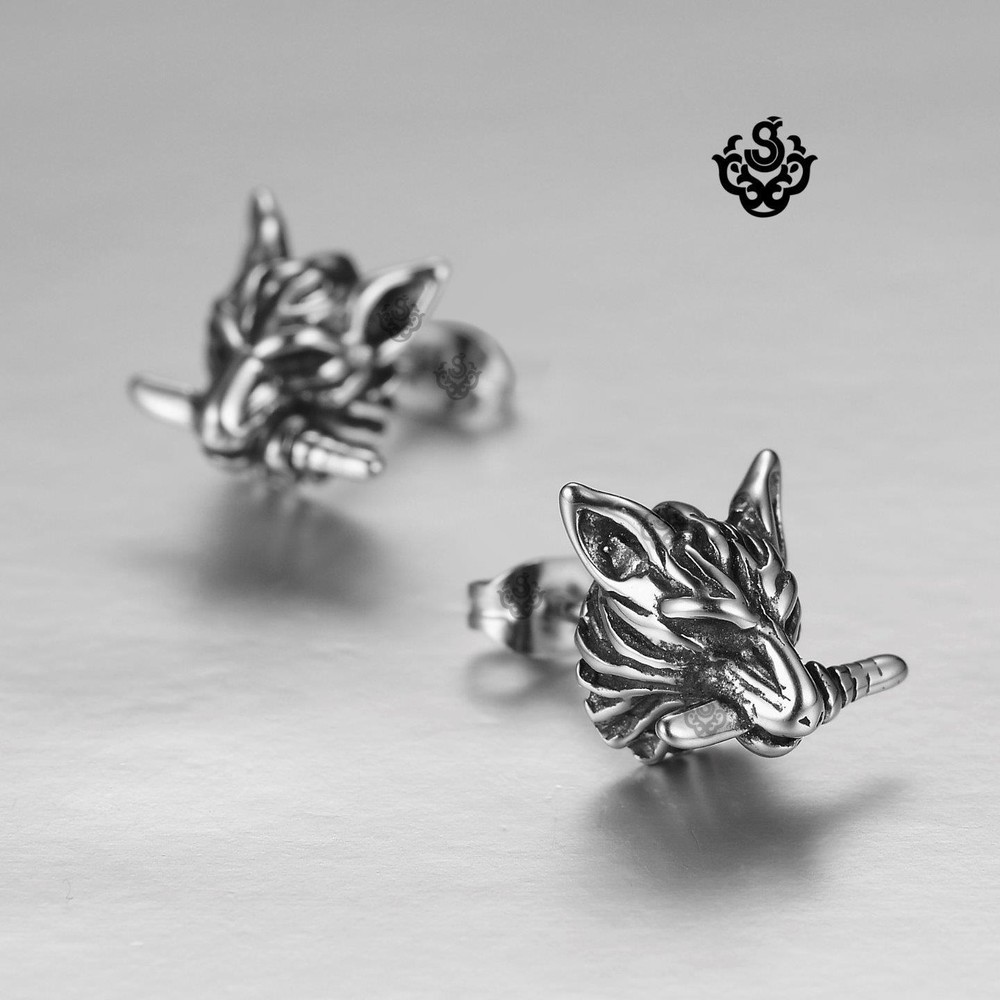 Silver stud stainless steel wolf knife earrings assassin dagger soft Gothic