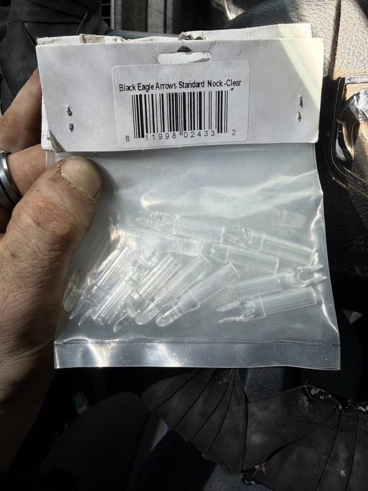 Black Eagle Standard Nocks - clear- 12pk - never opened