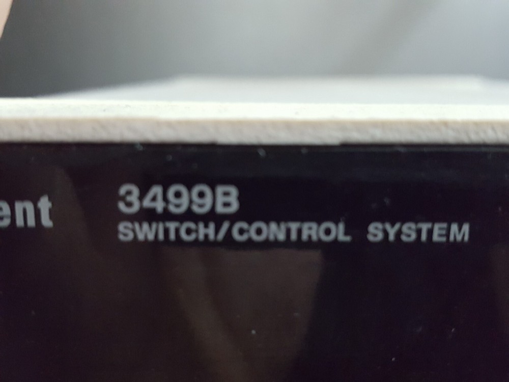 Agilent 3499B: Switch / Control System Main Frame (0293)