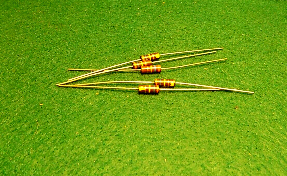 (1) 5 Pack Carbon Comp 360K OHM 1/2 Watt 5% Resistors NOS