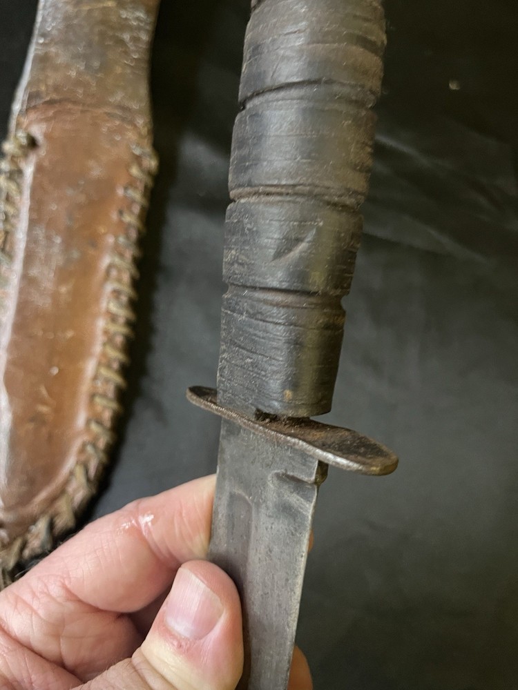 KABAR USMC WW2 KNIFE MK 2