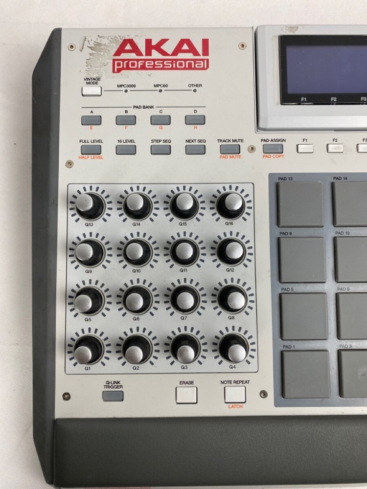 Akai Professional MPC Renaissance Sampling Sequencer Controller Audi (AP2030088)