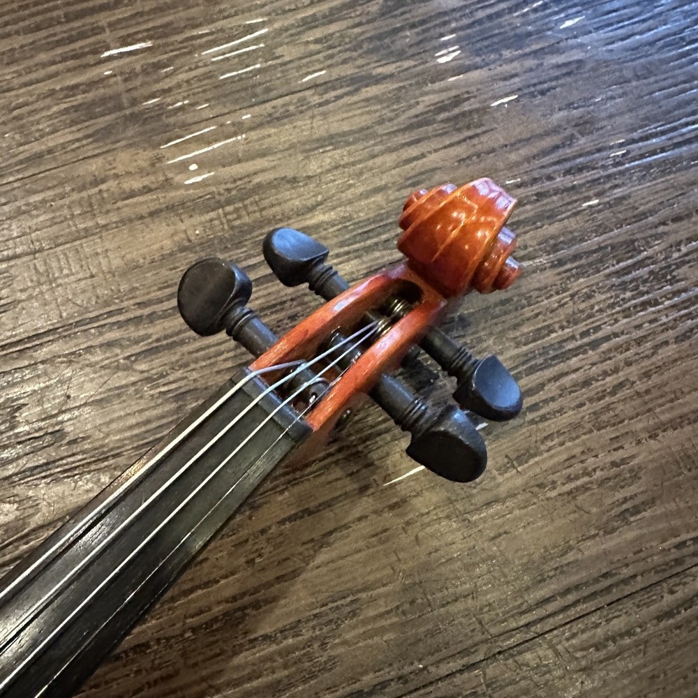Suzuki No.300, 1978 model, 1/2 size violin - d887