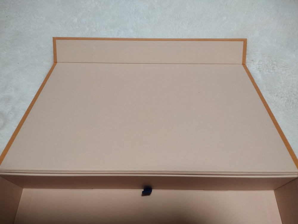 Authentic Louis Vuitton Empty Magnetic Closure Gift Box 16.25 x 10.5 x 3