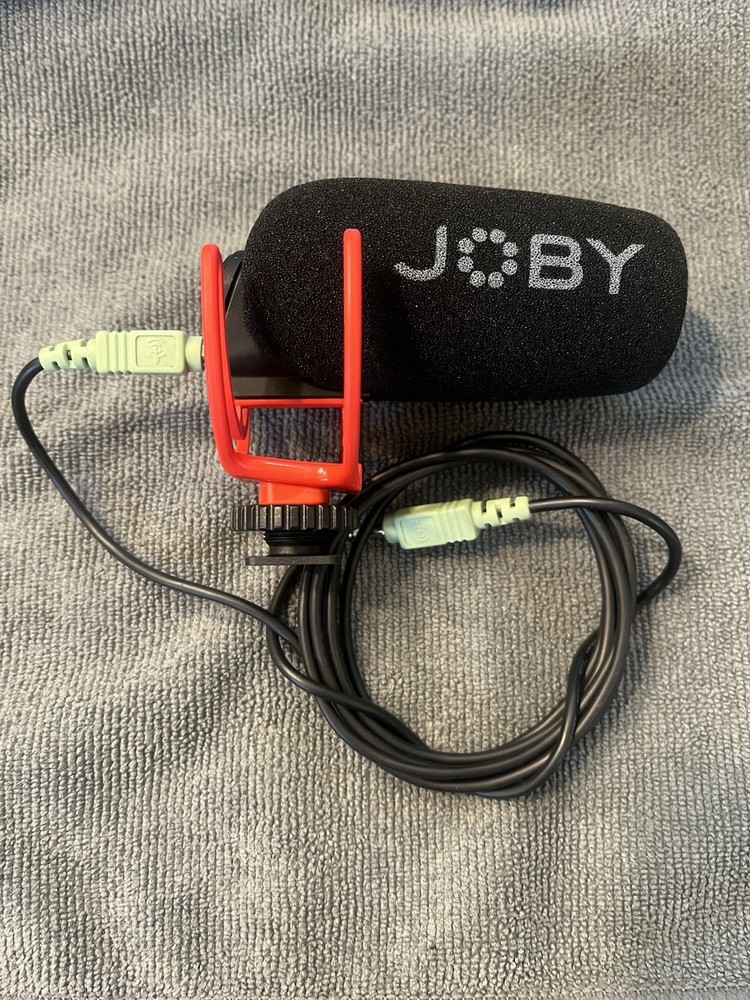 Joby Microphone With Cable