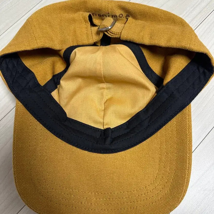 ORA COME ORA Mustard Wappen Cap - Lightly Used