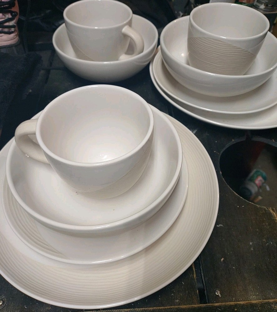 Pfaltzgraff Sandbar Sand & Seas 8pc Dinnerware Set - Service for 2 - NO CHIPS