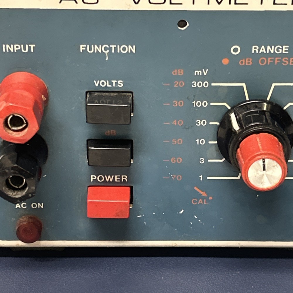Heathkit IM-5238 AC Voltmeter, BENCH TESTS GOOD, NICE UNIT.