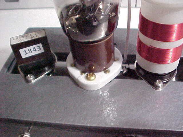807 QRP 40/30/20 Meter CW Transmitter