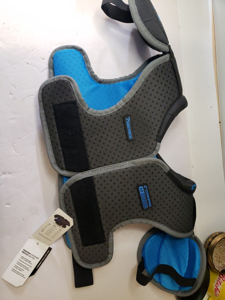 Champro 7 Series Medium Football Shoulder Pads SEE DESCRIPTION