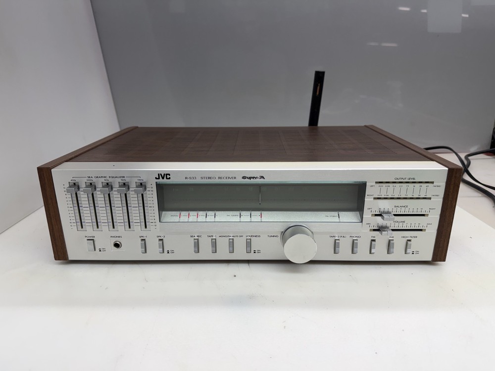 JVC R-S33 Stereo Receiver w/ Graphics Equalizer