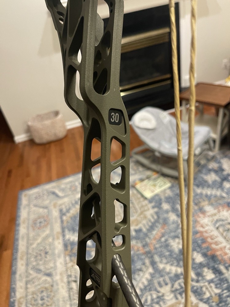 MATHEWS ARC 30!!! CUSTOM