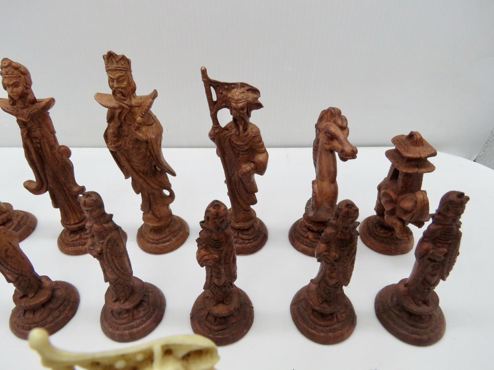 Vintage Ming Dynasty Asian Warrior Chess Set