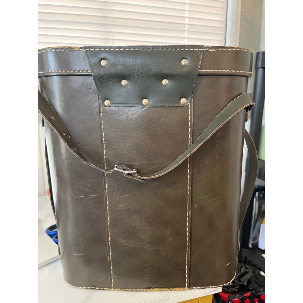 Vintage Leather wine bottle Case Storage Box with Clasp