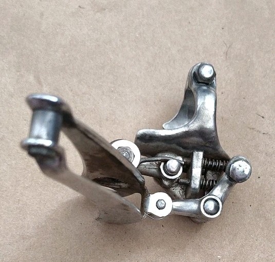[PI] VINTAGE CAMPAGNOLO FRONT DERAILLEUR