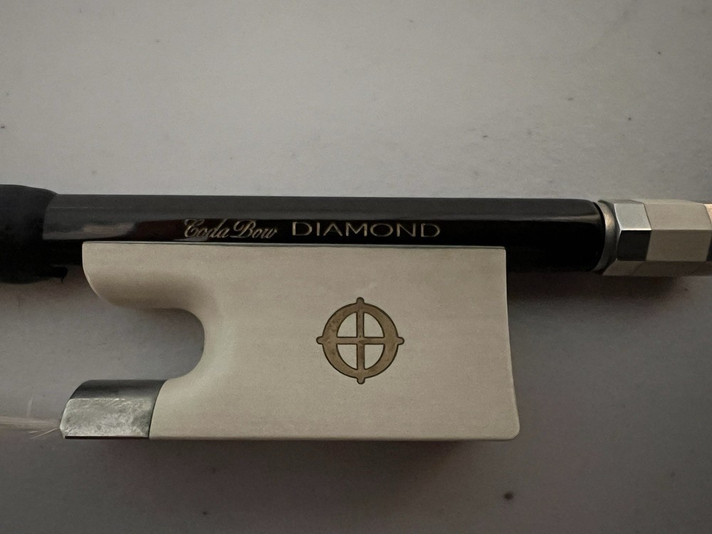 CodaBow Diamond GX Alabaster Violin Bow Needs New Hair