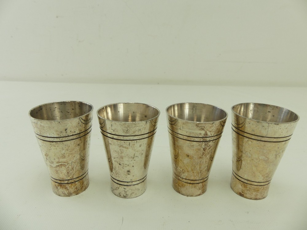 (ref288AV) 4 Matching Bonzer Tot Measurers