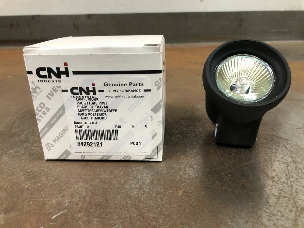 New Holland Work Lamp Part # 84292121