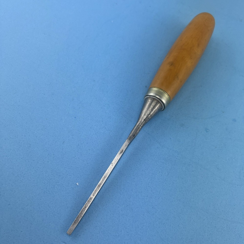 VINTAGE RARE SMALL 1/8'' WIDTH MARPLES CHISEL ,UK .